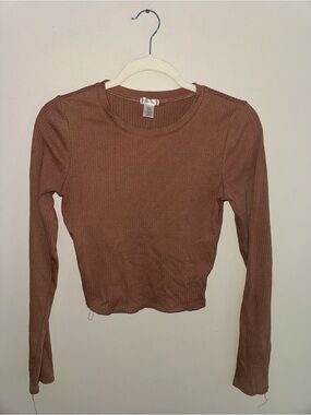 Like new, Bozzolo, ribbed long sleeve top, size medium